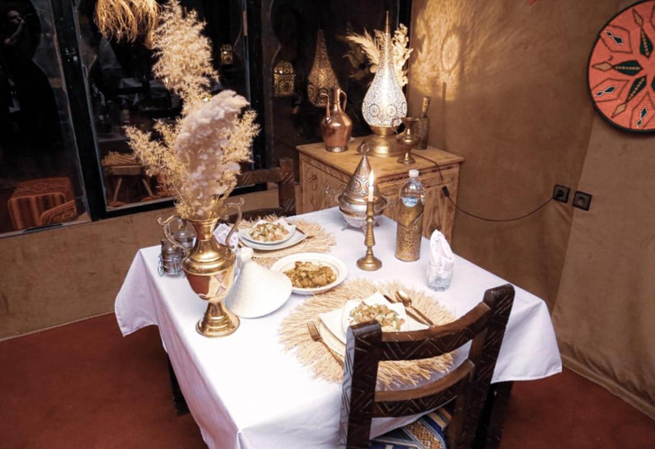 Отель Merzouga Camel Luxury Camp Экстерьер фото