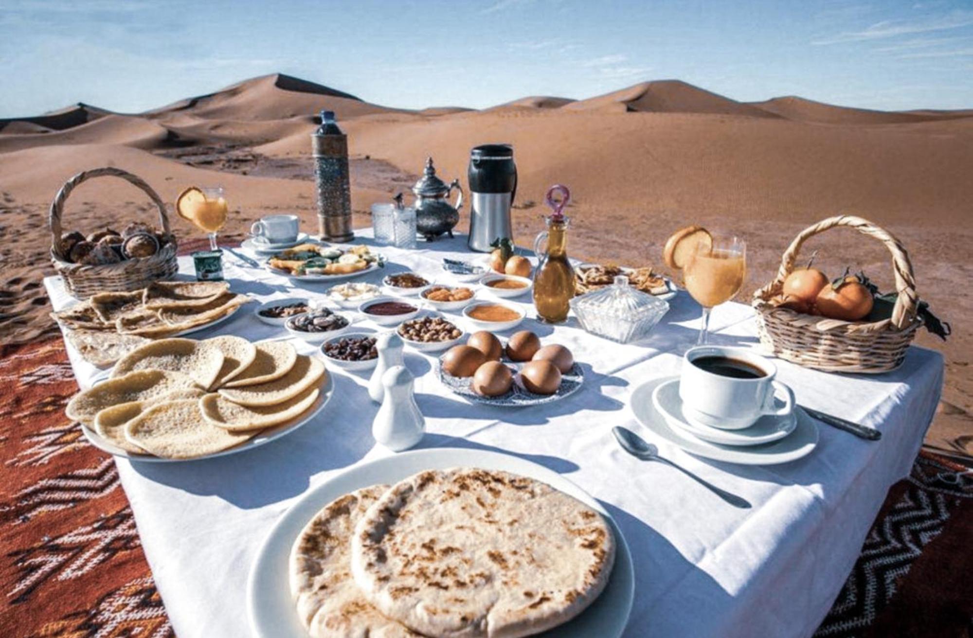 Отель Merzouga Camel Luxury Camp Экстерьер фото