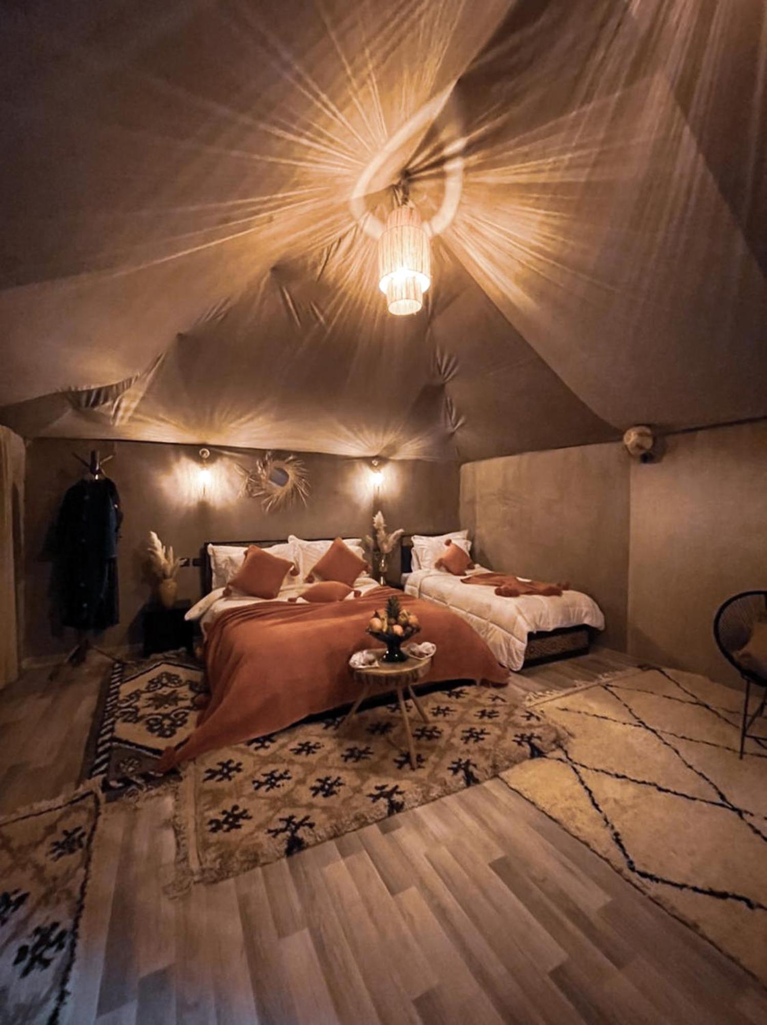 Отель Merzouga Camel Luxury Camp Экстерьер фото
